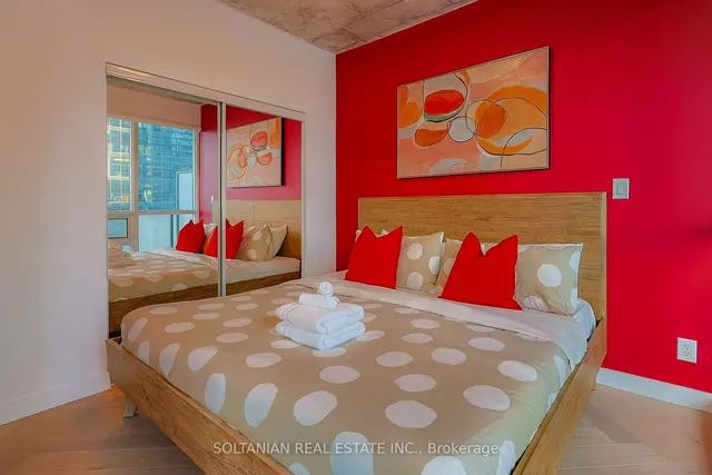 Additional image 23 of 55 Bremner Blvd Unit 1510