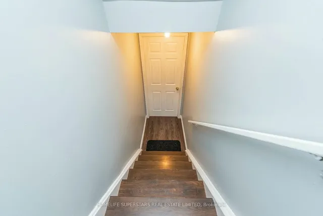 Additional image 30 of 7475 Goreway Dr Unit 50