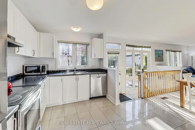 Additional image 12 of 1696 Danthorpe Dr