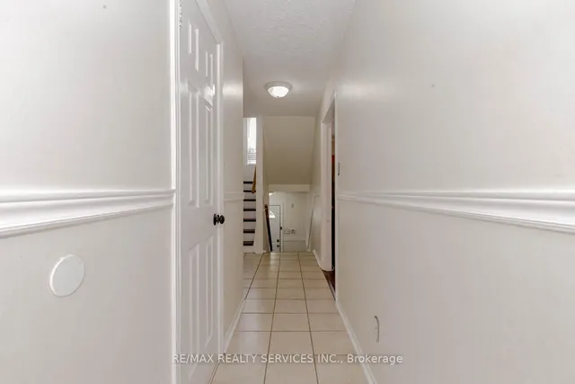 Additional image 23 of 82 Guildford Cres Unit 82