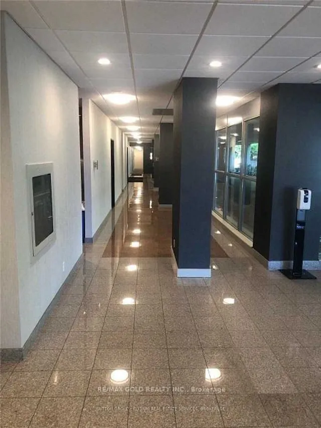 Additional image 5 of 5940 yonge St Unit 211