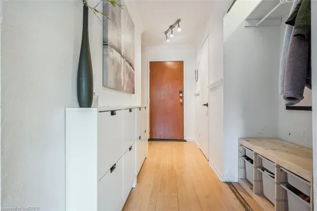 Additional image 3 of 1066 Falgarwood Dr Unit 161