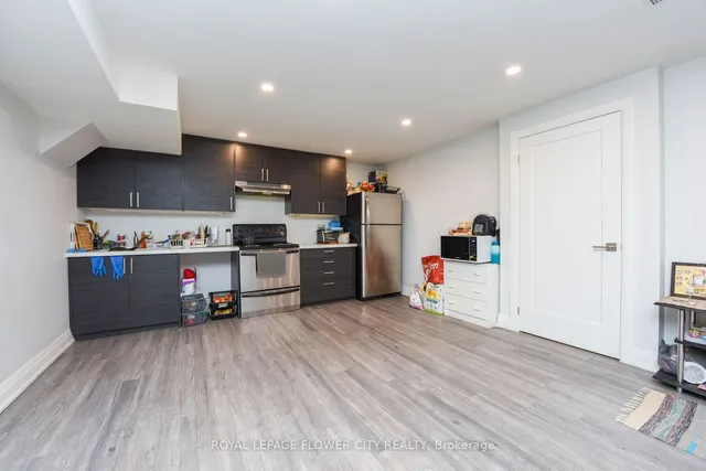 Additional image 30 of 29 Rainforest Dr