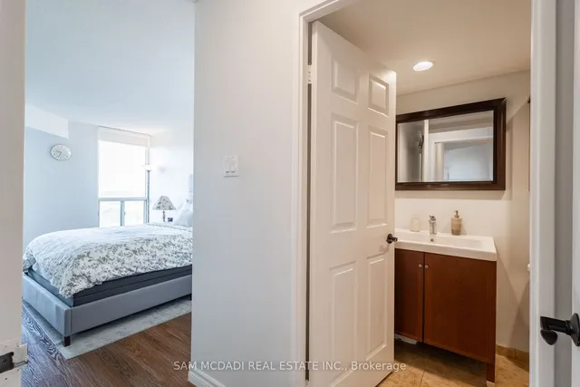 Additional image 15 of 4470 Tucana Crt Unit 1911