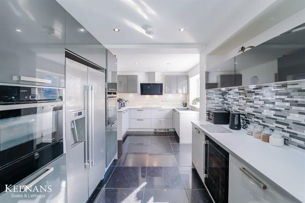 Additional image 21 of The Spinney, Burnley