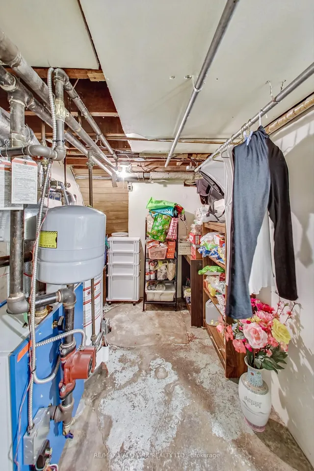 Additional image 33 of 400 Christie St