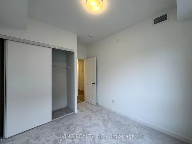 Additional image 20 of 4015 Hickory Dr Unit TH06