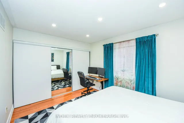 Additional image 32 of 4950 Albina Way Unit 20