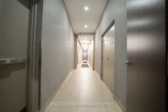 Additional image 2 of 215 Queen St Unit 1603