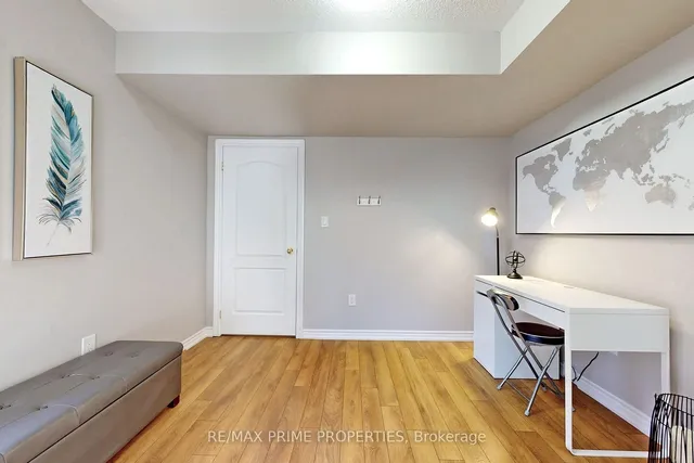 Additional image 3 of 21 Sprucewood Rd