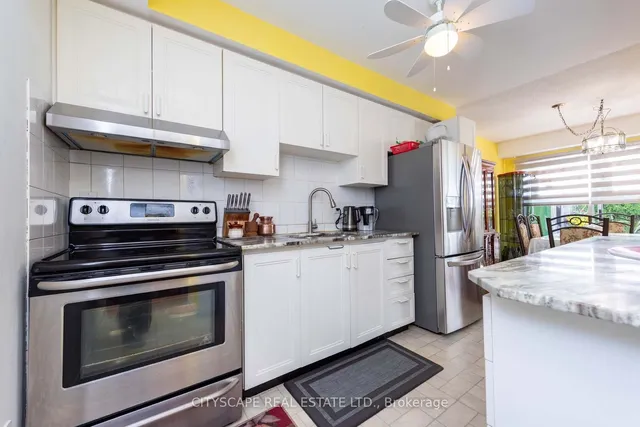 Additional image 12 of 32 Vodden Crt