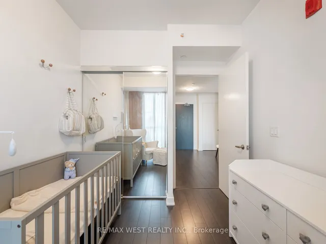 Additional image 21 of 5240 Dundas St Unit B209