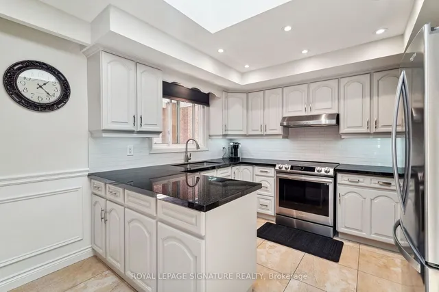 Additional image 5 of 38 Larchmere Ave