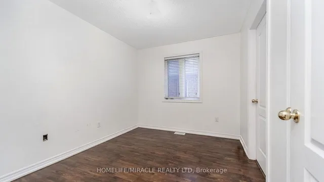 Additional image 25 of 4 FOSSIL St