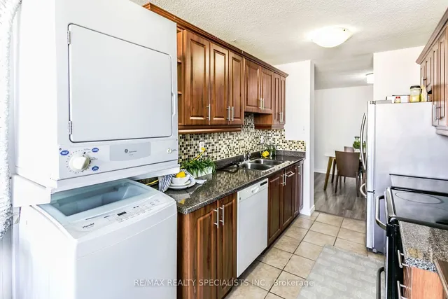 Additional image 9 of 21 KNIGHTSBRIDGE Rd Unit 1708