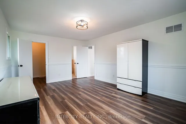 Additional image 12 of 49 Farmhill Crt