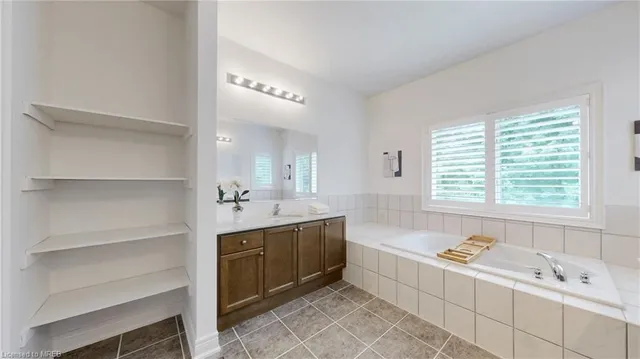 Additional image 29 of 2238 Lyndhurst Dr