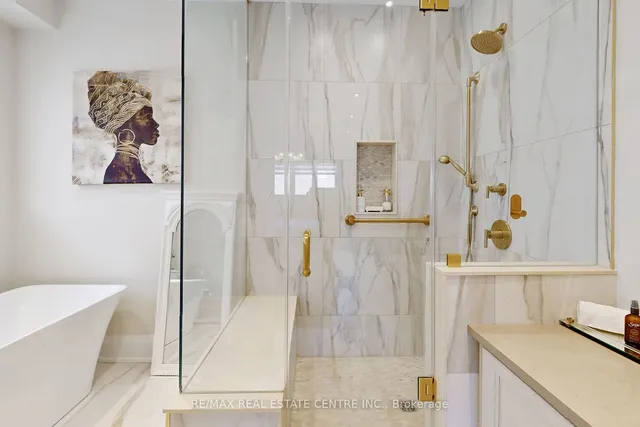 Additional image 18 of 92 Holt Dr