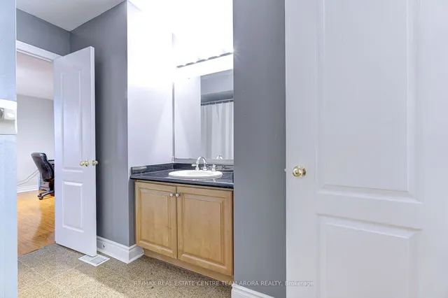 Additional image 29 of 14 River Rock Cres