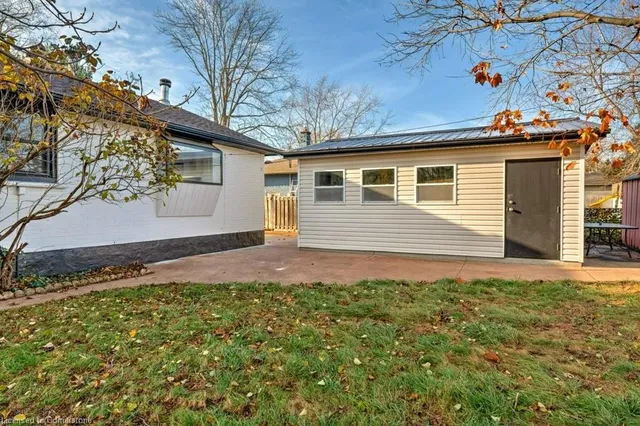 Additional image 37 of 5470 Randolph Cres