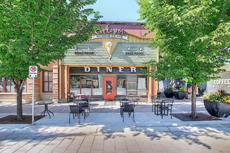 Additional image 2 of 118-4th Avenue SW