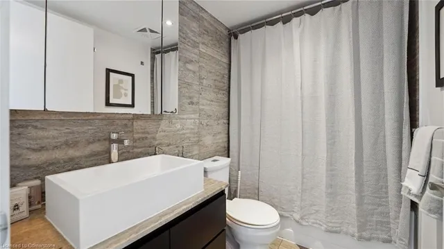 Additional image 34 of 10 Capreol Crt Unit 612