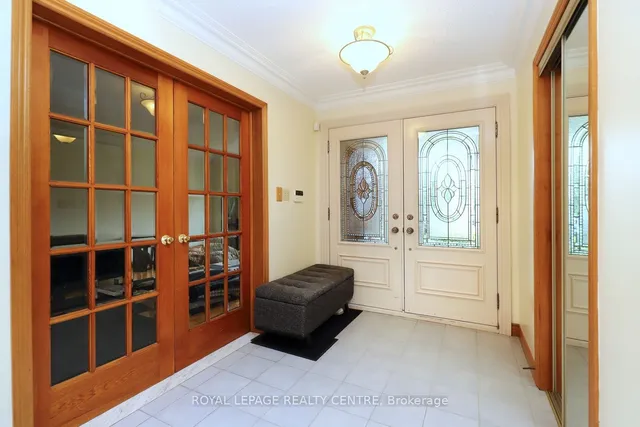 Additional image 3 of 4229 Capilano Crt