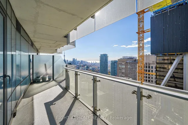 Additional image 34 of 1 Bloor St Unit 4707