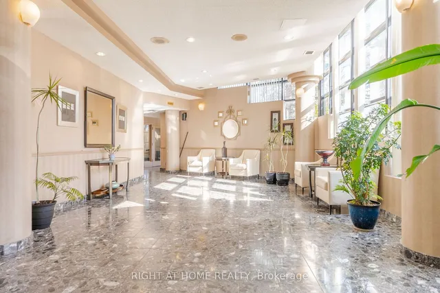 Additional image 4 of 35 Trailwood Dr Unit 513