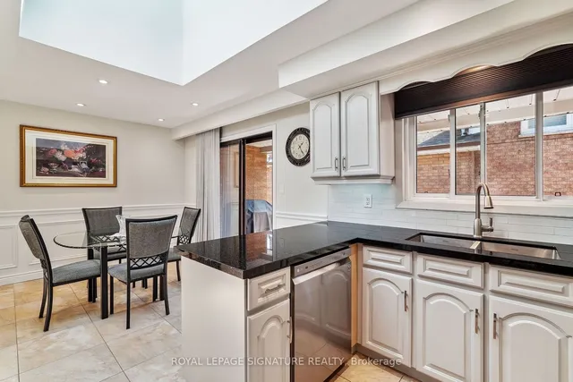 Additional image 6 of 38 Larchmere Ave