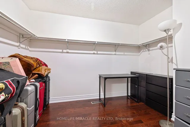 Additional image 32 of 6405 Valiant Hts