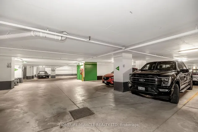 Additional image 39 of 51 East Liberty St Unit 1108