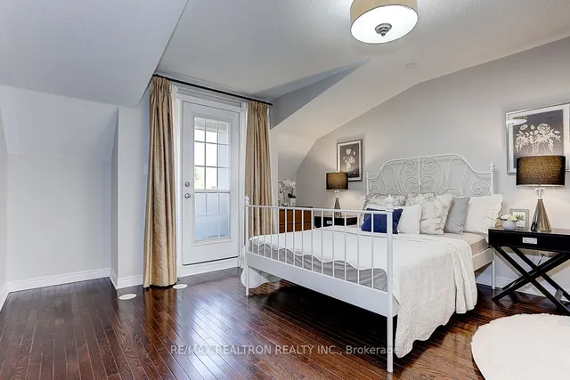 Additional image 20 of 169 Finch Ave Unit H