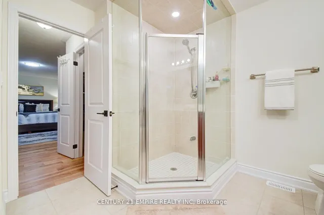 Additional image 26 of 33 Junior Rd