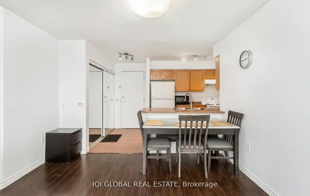 Additional image 16 of 55 Strathaven Dr Unit 301