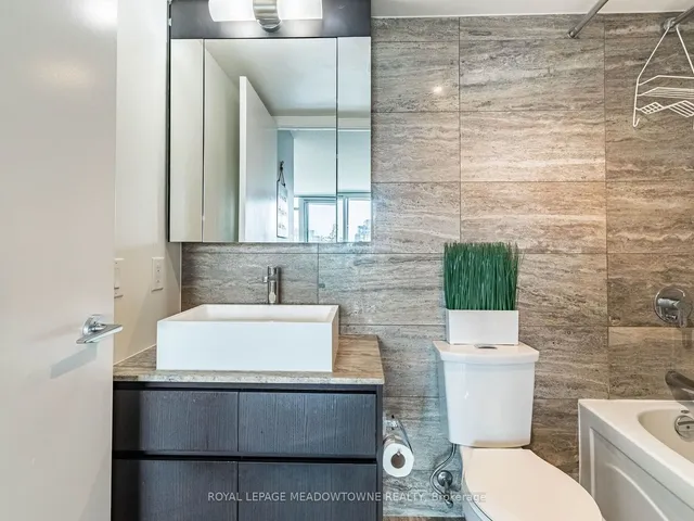 Additional image 17 of 10 Capreol Crt Unit 305