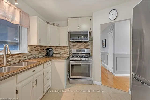 Additional image 12 of 1381 CONSTANCE Dr