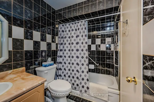 Additional image 24 of 345 Meadows Blvd Unit 41