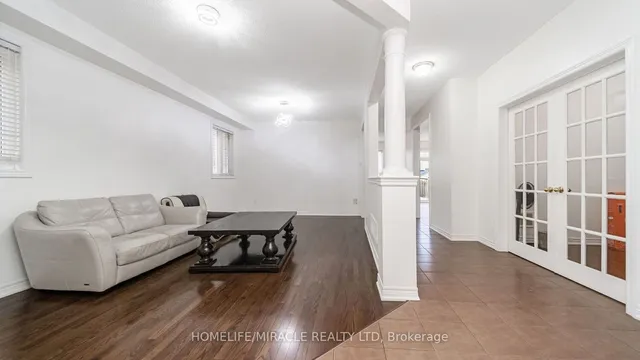 Additional image 6 of 4 FOSSIL St