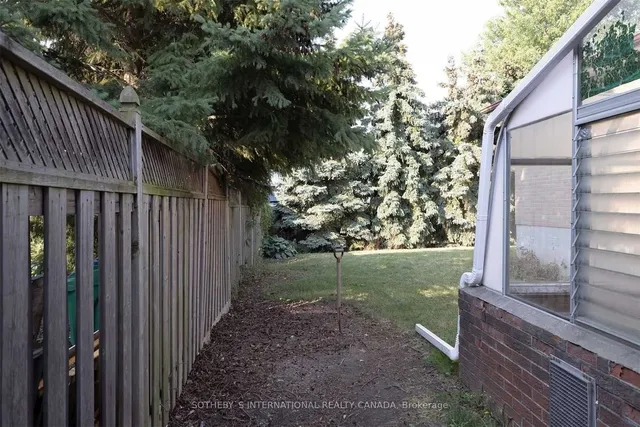 Additional image 23 of 3315 Nadine Cres