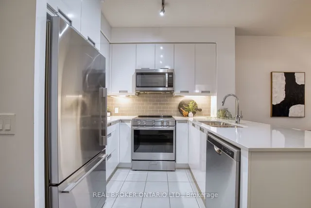 Additional image 3 of 65 Watergarden Dr Unit 1007