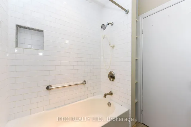 Additional image 14 of 41 Sherwood Cres