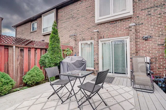 Additional image 33 of 106 Chester Le Blvd Unit 71