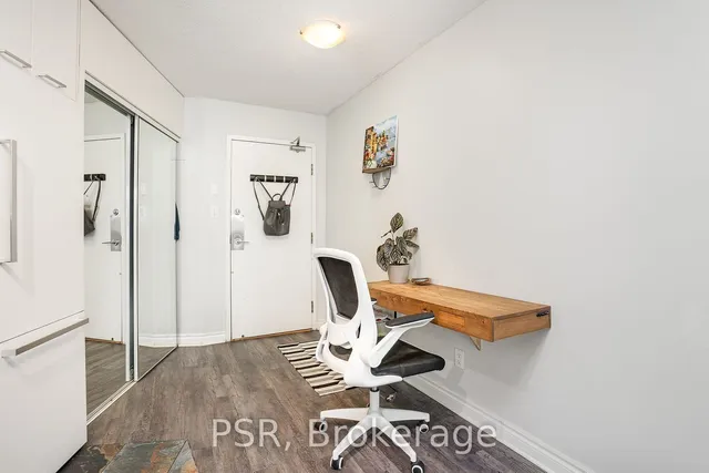 Additional image 3 of 650 Queens Quay Unit 921