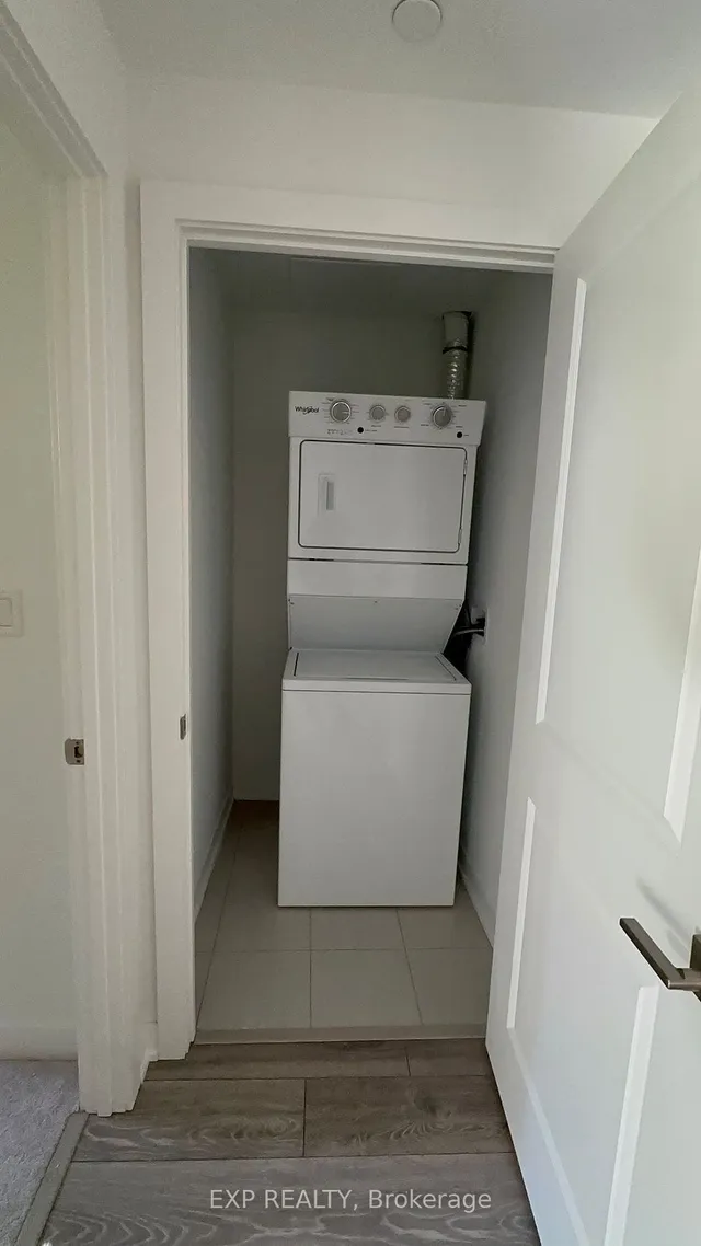 Additional image 10 of 4015 Hickory Dr Unit TH21