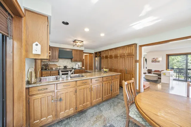 Additional image 13 of 8 Beamish Crt