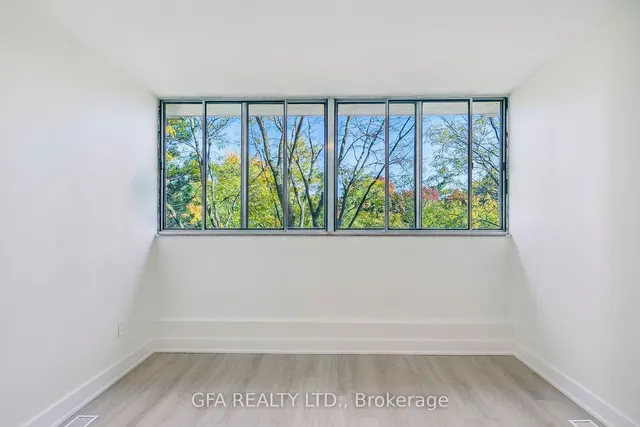 Additional image 35 of 1300 Marlborough Crt Unit 309