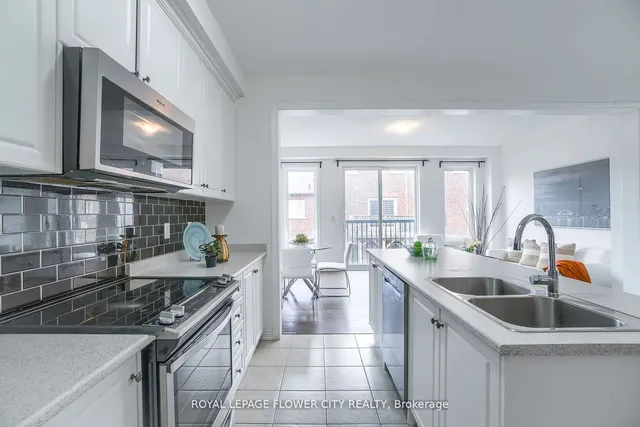 Additional image 10 of 14 Faye St