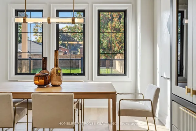 Additional image 12 of 8 MARTIN GROVE Rd