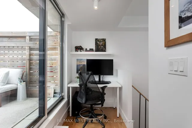 Additional image 26 of 45 Sousa Mendes St Unit 703